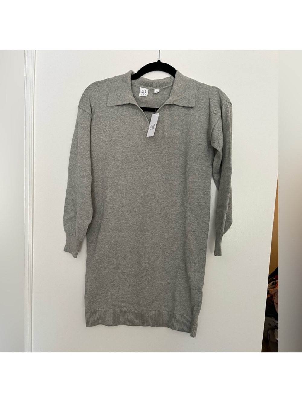 GAP Light Gray V-Neck Collared Knit Sweater